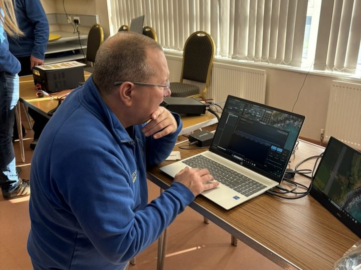 Preparing laptop software for radio operation.